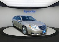 2014 Chrysler 200 in Waukesha, WI 53186 - 2052182 1
