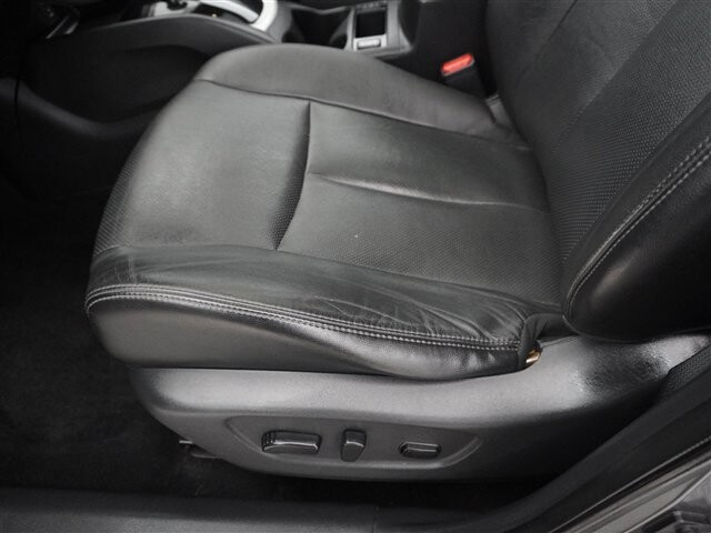 2014 Nissan Rogue in Cincinnati, OH 45251-2402 - 2054032 32