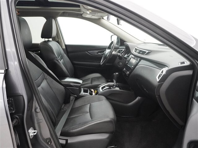 2014 Nissan Rogue in Cincinnati, OH 45251-2402 - 2054032 16