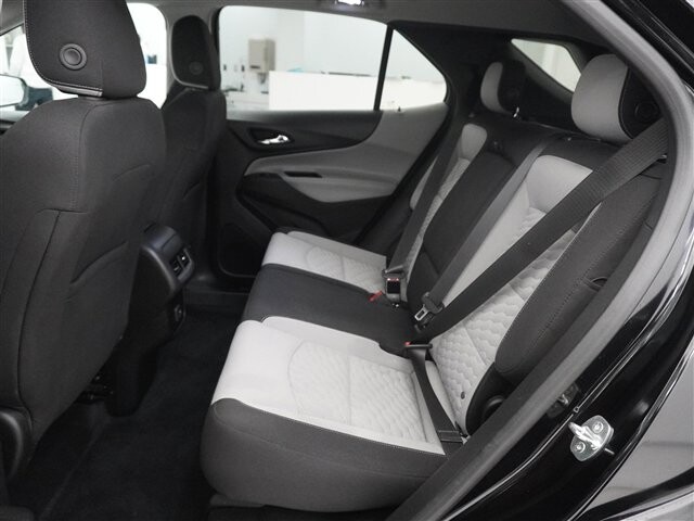 2019 Chevrolet Equinox in Cincinnati, OH 45251-2402 - 2054298 16