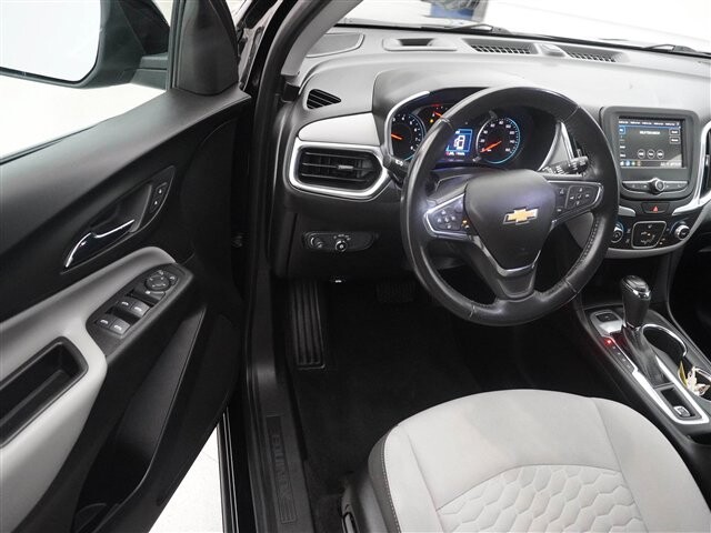 2019 Chevrolet Equinox in Cincinnati, OH 45251-2402 - 2054298 3