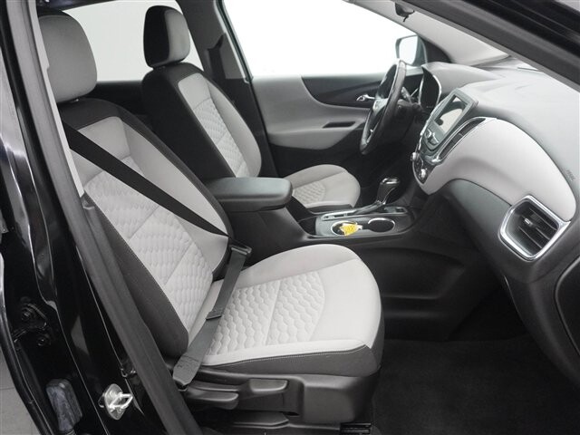 2019 Chevrolet Equinox in Cincinnati, OH 45251-2402 - 2054298 18