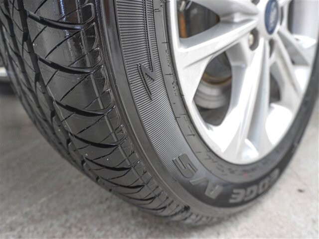 2019 Ford Escape in Cincinnati, OH 45251-2402 - 2054299 43