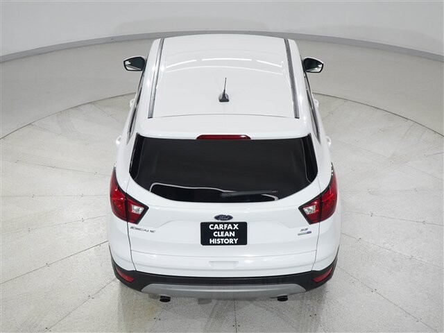 2019 Ford Escape in Cincinnati, OH 45251-2402 - 2054299 5