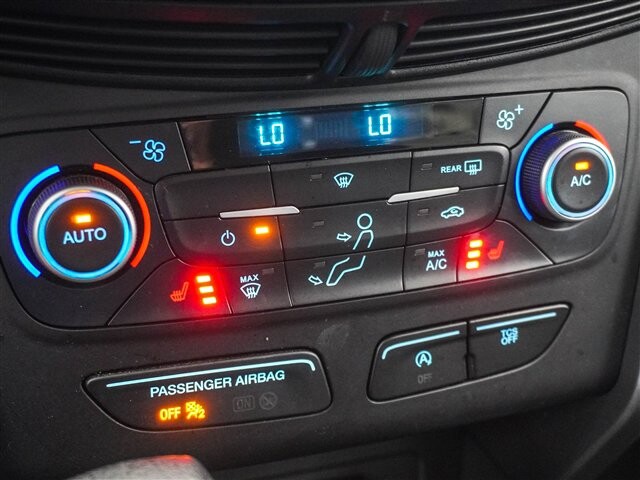 2019 Ford Escape in Cincinnati, OH 45251-2402 - 2054299 36