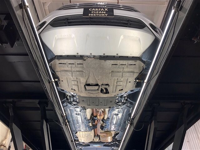 2019 Ford Escape in Cincinnati, OH 45251-2402 - 2054299 4