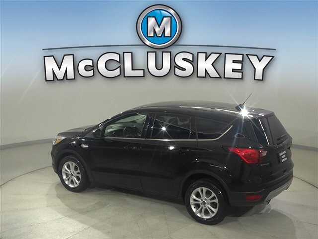 2019 Ford Escape in Cincinnati, OH 45251-2402 - 2054300 27
