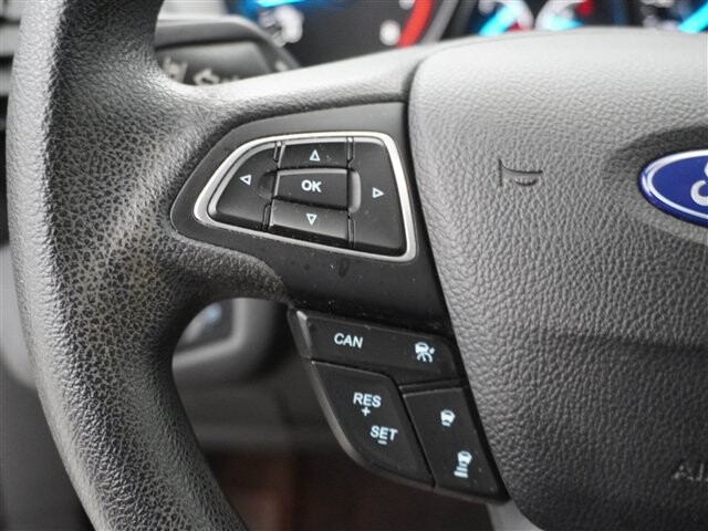 2019 Ford Escape in Cincinnati, OH 45251-2402 - 2054300 36