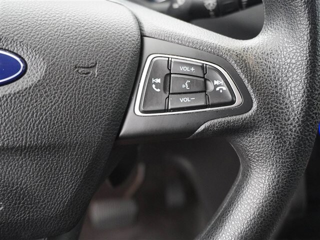 2019 Ford Escape in Cincinnati, OH 45251-2402 - 2054300 38