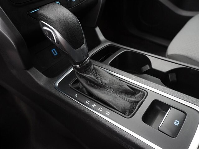 2019 Ford Escape in Cincinnati, OH 45251-2402 - 2054300 44