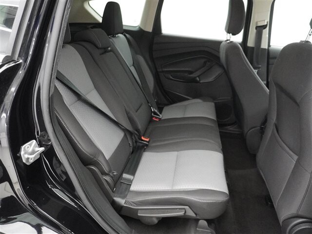 2019 Ford Escape in Cincinnati, OH 45251-2402 - 2054300 20