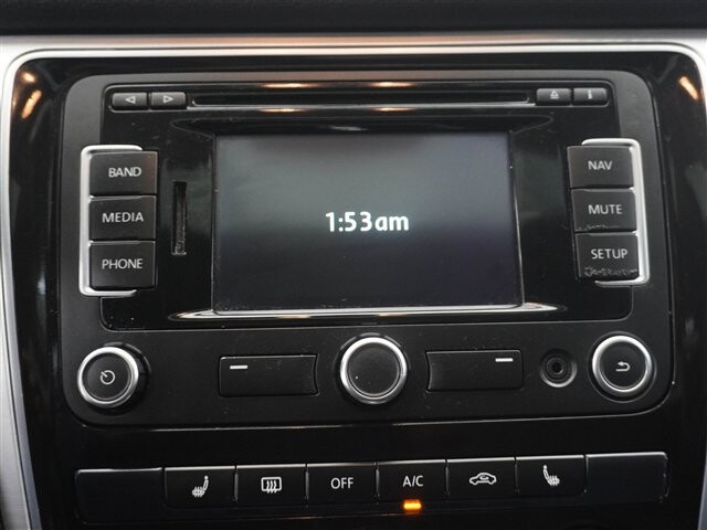 2013 Volkswagen Passat in Cincinnati, OH 45251-2402 - 2056227 46