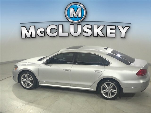 2013 Volkswagen Passat in Cincinnati, OH 45251-2402 - 2056227 33