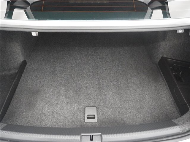 2013 Volkswagen Passat in Cincinnati, OH 45251-2402 - 2056227 47