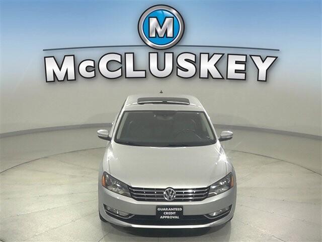2013 Volkswagen Passat in Cincinnati, OH 45251-2402 - 2056227 9