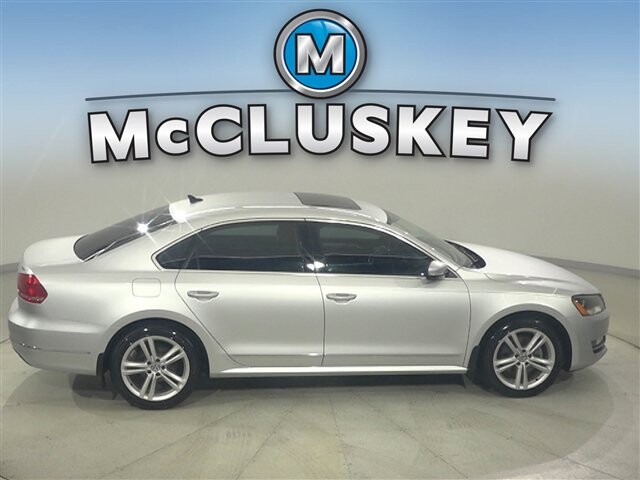 2013 Volkswagen Passat in Cincinnati, OH 45251-2402 - 2056227 17