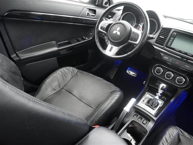 2015 Mitsubishi Lancer Evolution in Cincinnati, OH 45251-2402 - 2056526 22