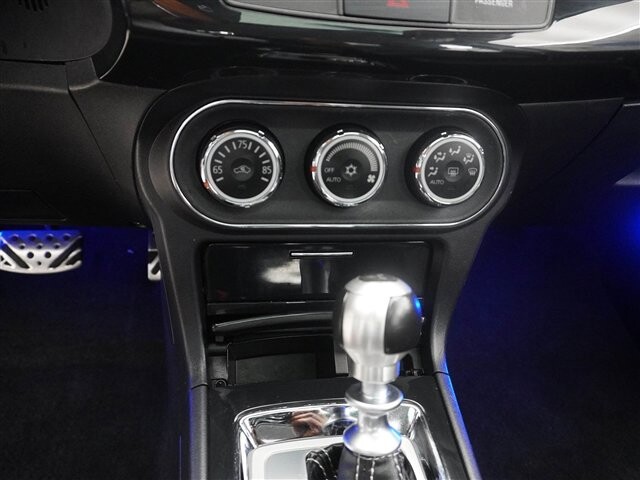 2015 Mitsubishi Lancer Evolution in Cincinnati, OH 45251-2402 - 2056526 44