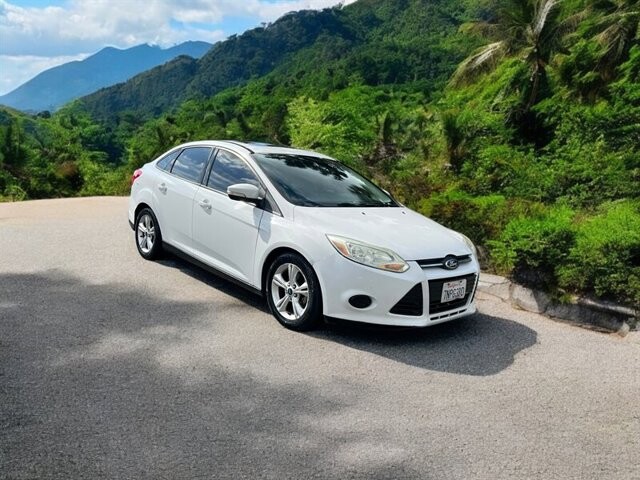 2012 Ford Focus in COSTA MESA, CA 92626 - 2056949 7