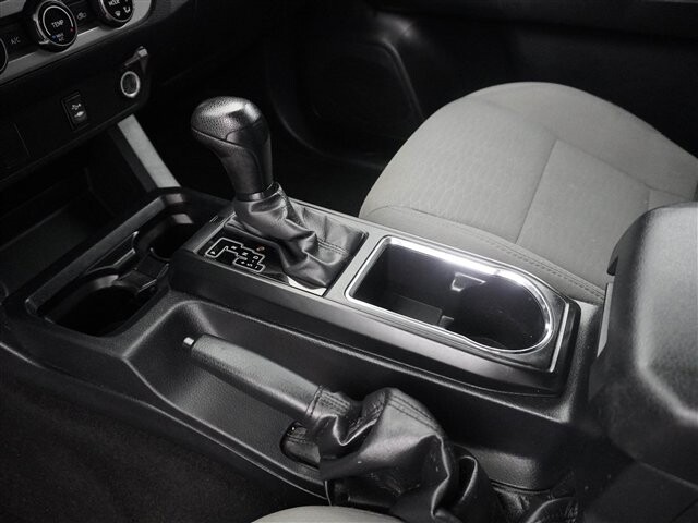 2017 Toyota Tacoma in Cincinnati, OH 45251-2402 - 2058302 26