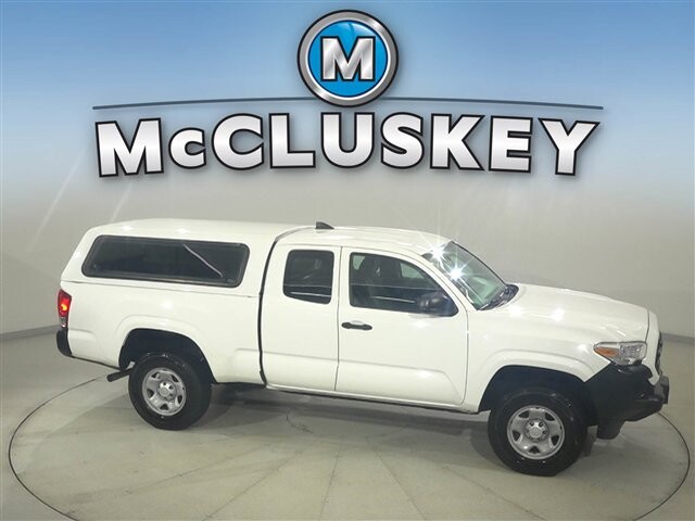 2017 Toyota Tacoma in Cincinnati, OH 45251-2402 - 2058302 39