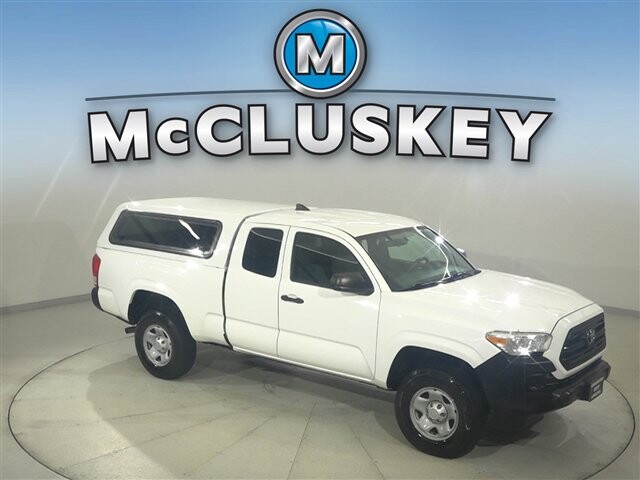 2017 Toyota Tacoma in Cincinnati, OH 45251-2402 - 2058302 13