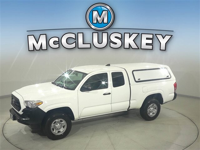 2017 Toyota Tacoma in Cincinnati, OH 45251-2402 - 2058302 37