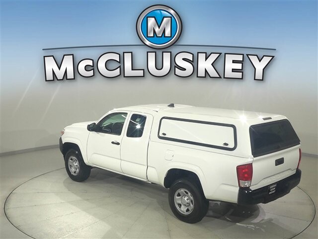 2017 Toyota Tacoma in Cincinnati, OH 45251-2402 - 2058302 19