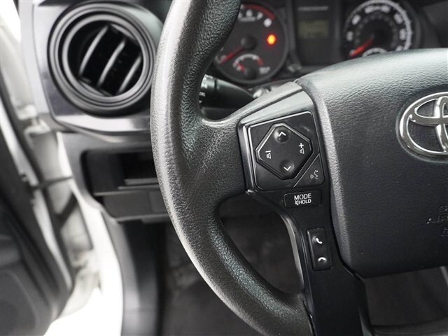 2017 Toyota Tacoma in Cincinnati, OH 45251-2402 - 2058302 22