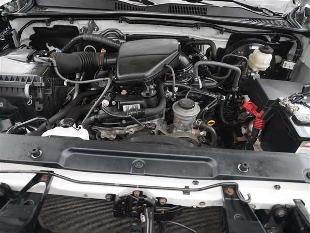 2017 Toyota Tacoma in Cincinnati, OH 45251-2402 - 2058302 46