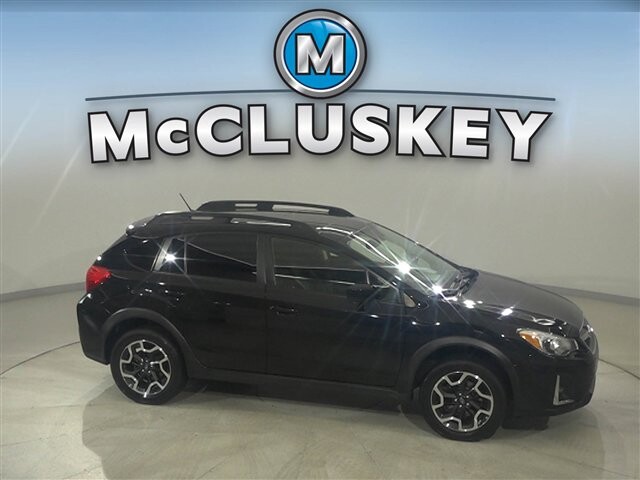 2017 Subaru Crosstrek in Cincinnati, OH 45251-2402 - 2059657 32