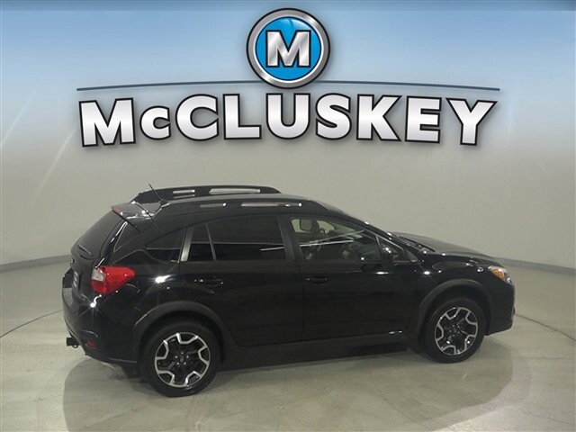 2017 Subaru Crosstrek in Cincinnati, OH 45251-2402 - 2059657 26