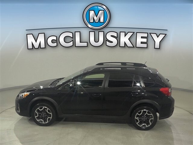2017 Subaru Crosstrek in Cincinnati, OH 45251-2402 - 2059657 16