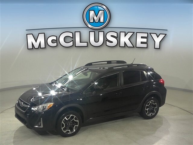 2017 Subaru Crosstrek in Cincinnati, OH 45251-2402 - 2059657 2