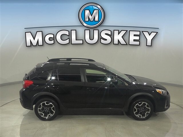 2017 Subaru Crosstrek in Cincinnati, OH 45251-2402 - 2059657 18