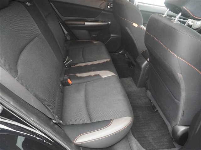 2017 Subaru Crosstrek in Cincinnati, OH 45251-2402 - 2059657 21