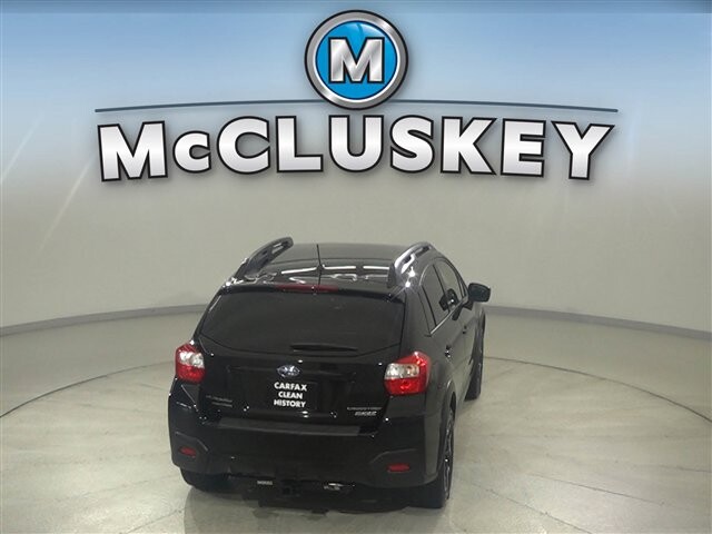 2017 Subaru Crosstrek in Cincinnati, OH 45251-2402 - 2059657 12