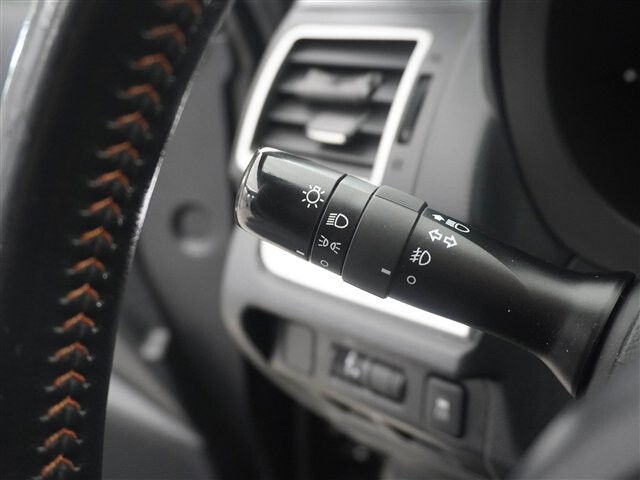 2017 Subaru Crosstrek in Cincinnati, OH 45251-2402 - 2059657 43