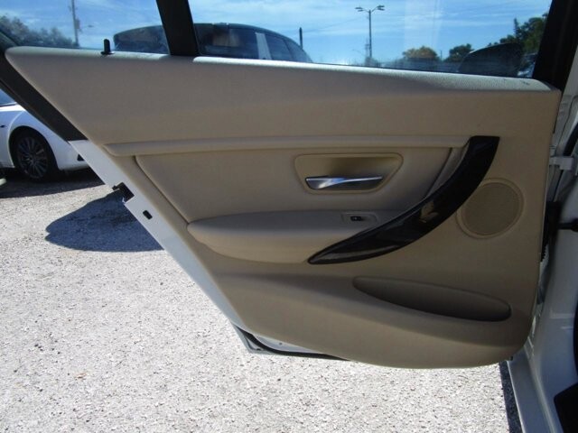 2015 BMW 320i in Tampa, FL 33604-6914 - 2069722 18