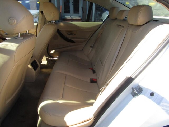 2015 BMW 320i in Tampa, FL 33604-6914 - 2069722 10