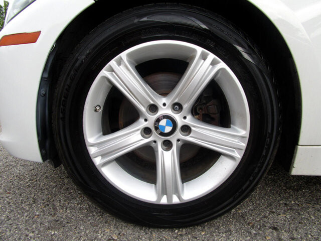 2015 BMW 320i in Tampa, FL 33604-6914 - 2069722 76