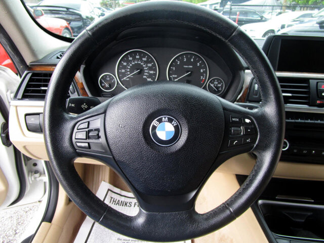 2015 BMW 320i in Tampa, FL 33604-6914 - 2069722 60