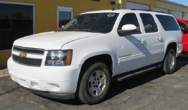 2013 Chevrolet Suburban in Oklahoma City, OK 73129-7003