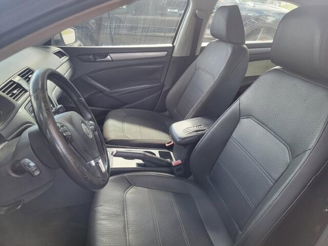 2015 Volkswagen Passat in Pompano Beach, FL 33064 - 2074144 11