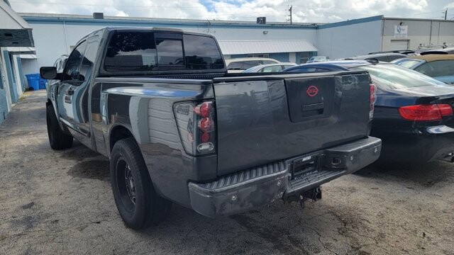 2012 Nissan Titan in Pompano Beach, FL 33064 - 2075258 3