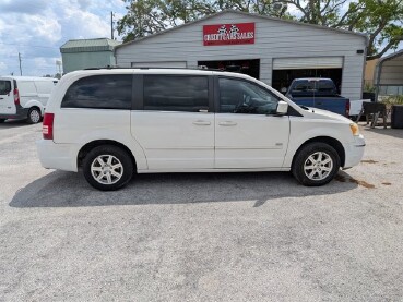 2008 Chrysler Town & Country in Hudson, FL 34669