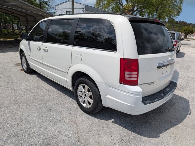 2008 Chrysler Town & Country in Hudson, FL 34669 - 2076995 6