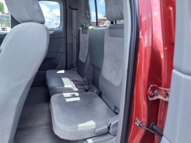 2010 Toyota Tacoma in Warren, OH 44484 - 2077544 11