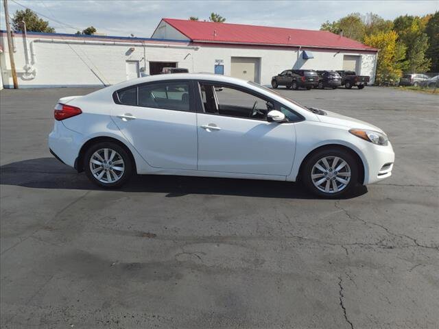 2014 Kia Forte in Warren, OH 44484 - 2077553 3