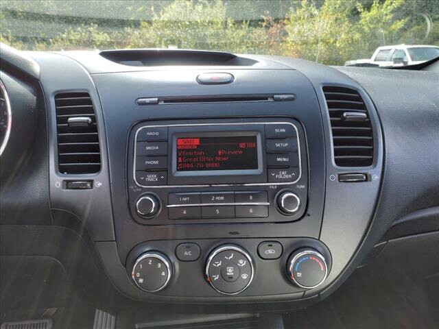 2014 Kia Forte in Warren, OH 44484 - 2077553 11